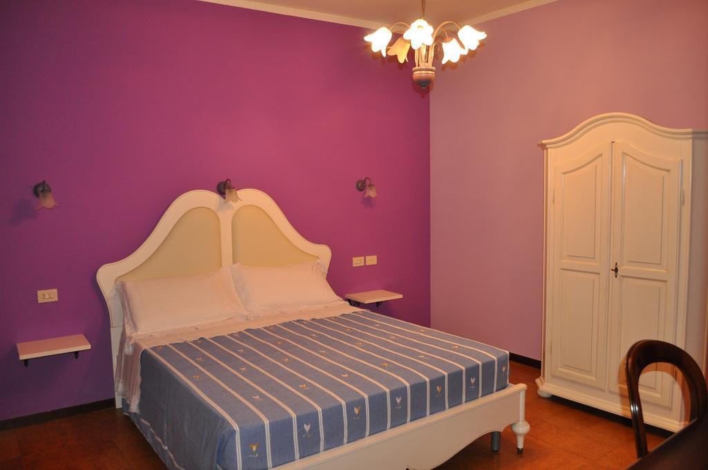 L' Aia Antica Bed & Breakfast Veroli Bilik gambar